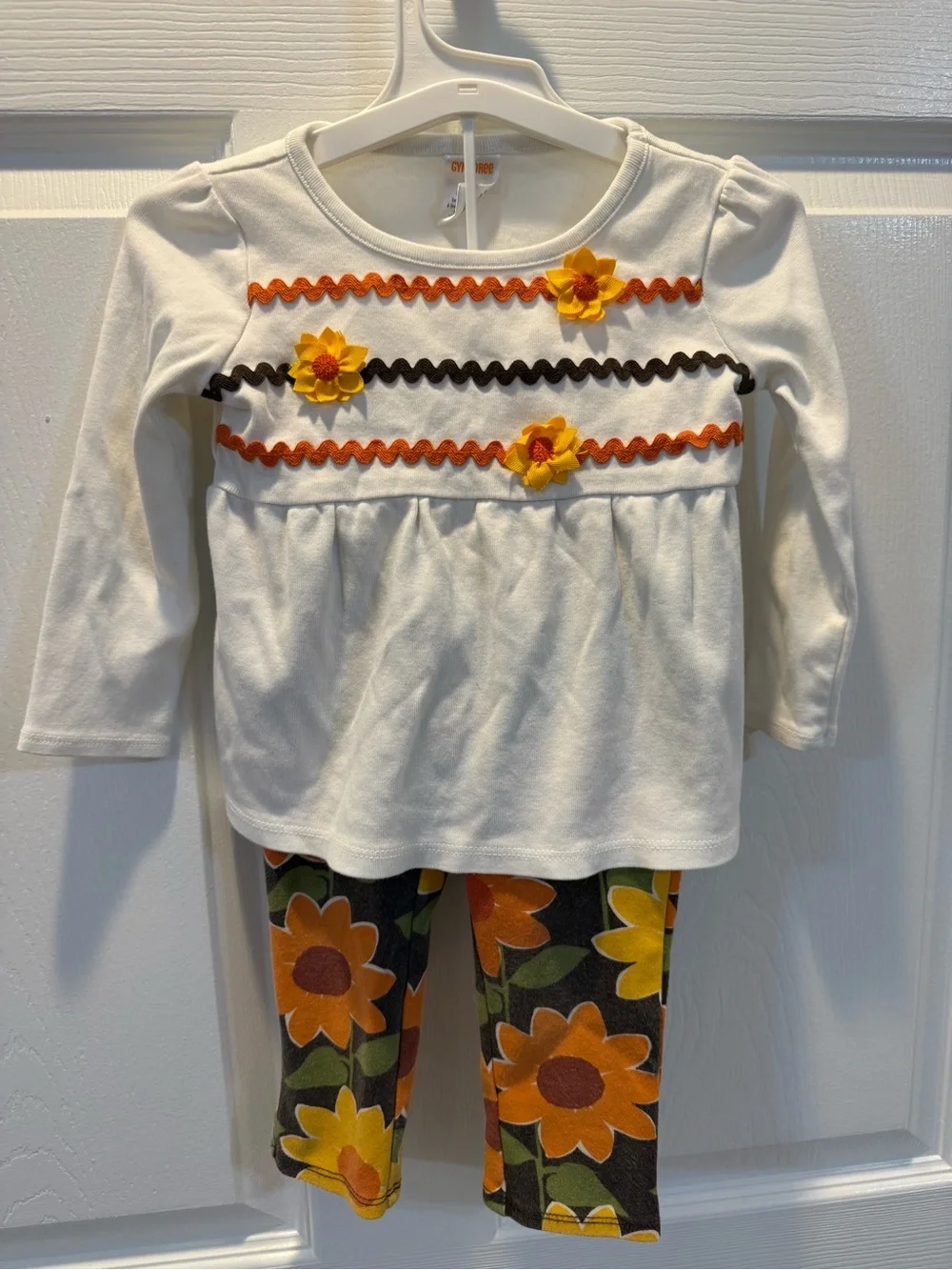 Gymboree Cream Long-Sleeve Top with Orange & Yellow Floral Leggings
